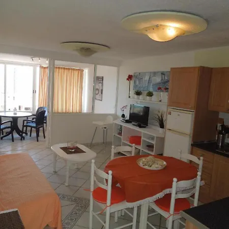 Ferienwohnung Fuer 7 Personen Ca 62 M In Playa De Las Americas, Teneriffa Und Los Cristianos Playa de las Américas